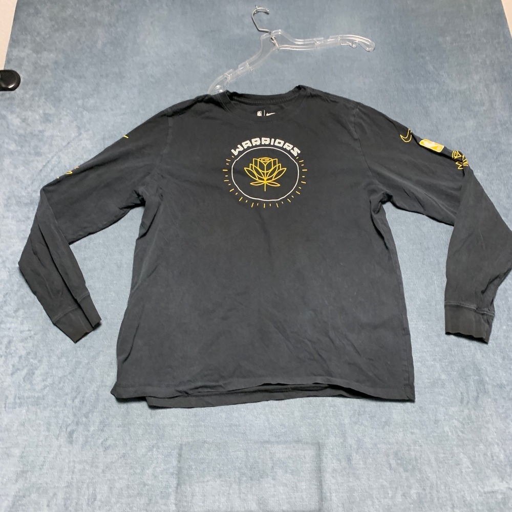 Golden State Warriors Shirt Mens XL Gray Nike Basketball NBA Graphic Swoosh Logo